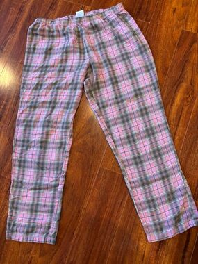 Secret Treasures Pink and Gray Plaid Pajama Pants